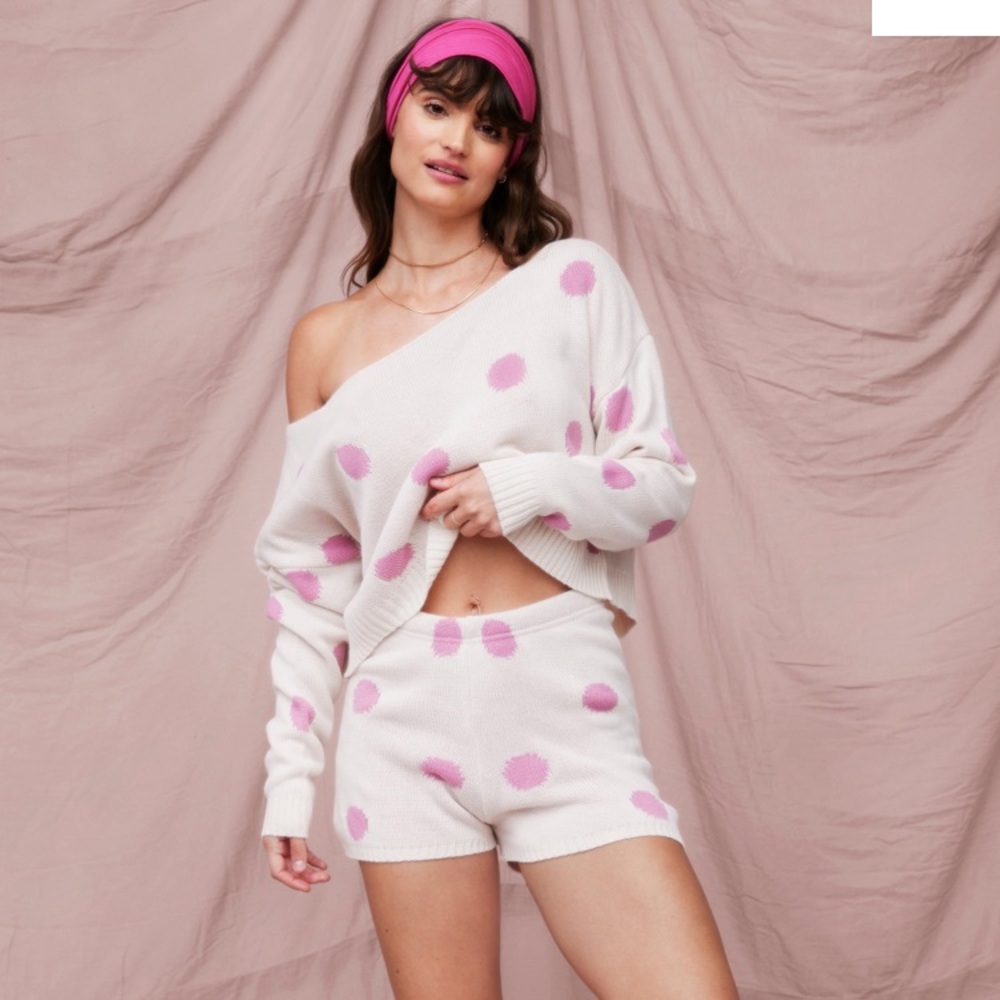 Pink polka dot off shoulder knit lounge set
